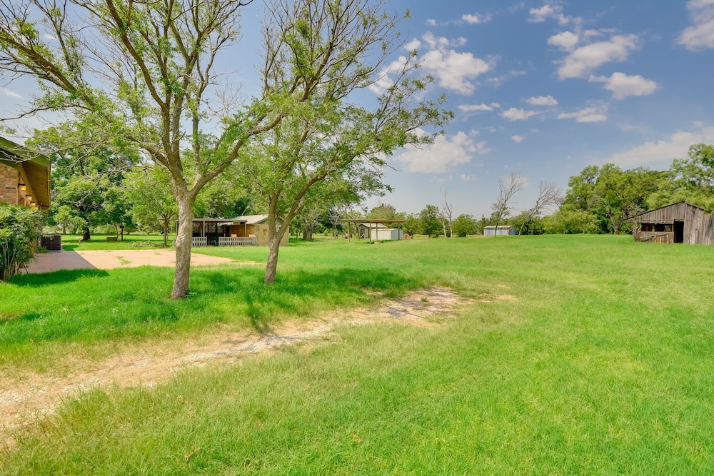 Abilene Vacations - Serene Buffalo Gap Oasis on 4 Secluded Acres! - Property Image 1