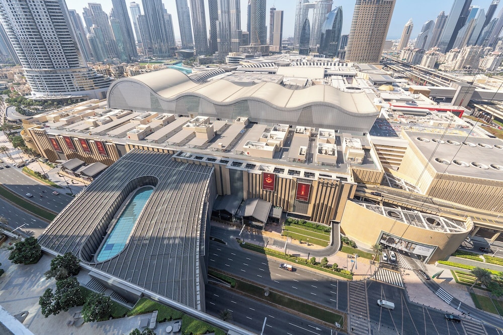 Luxury Living Spectacular Burj Views