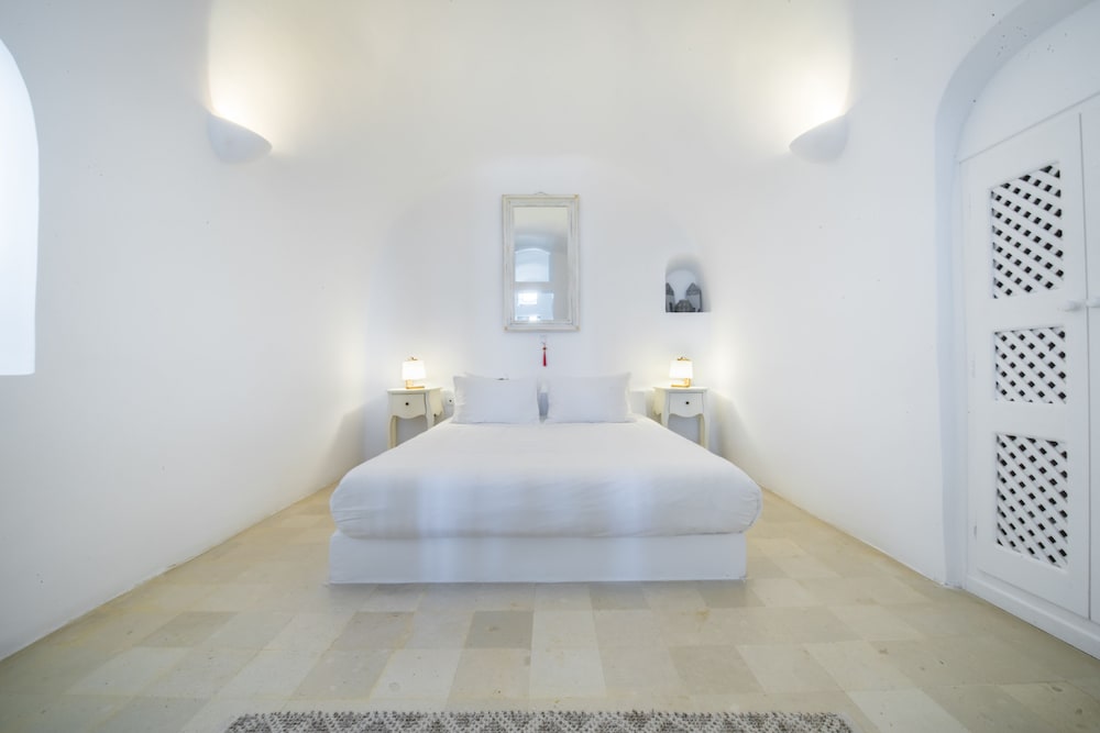 Anemi House & Villas