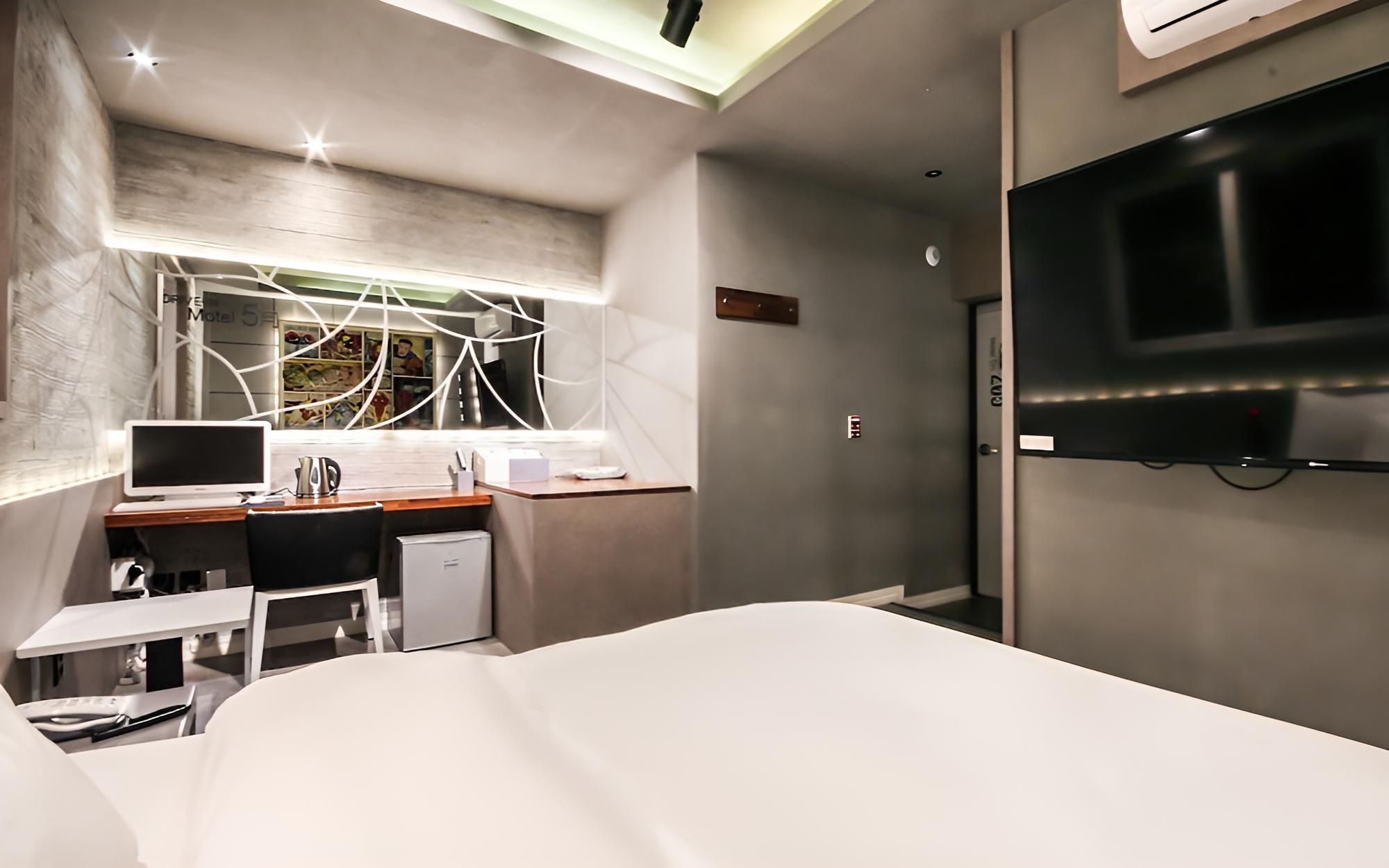 Cheongdo Boutique Hotel Owol view 2