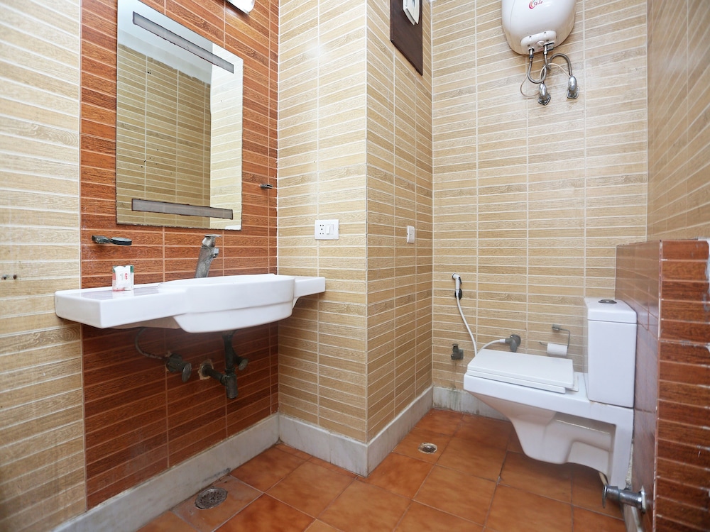 OYO 947 Hotel Palazzo Di Lara