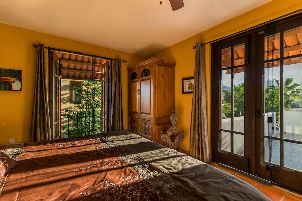 Casa De Amigos by Casago view 2