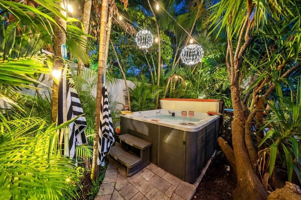 #1 Beach Estate Las Olas Beach Best Location