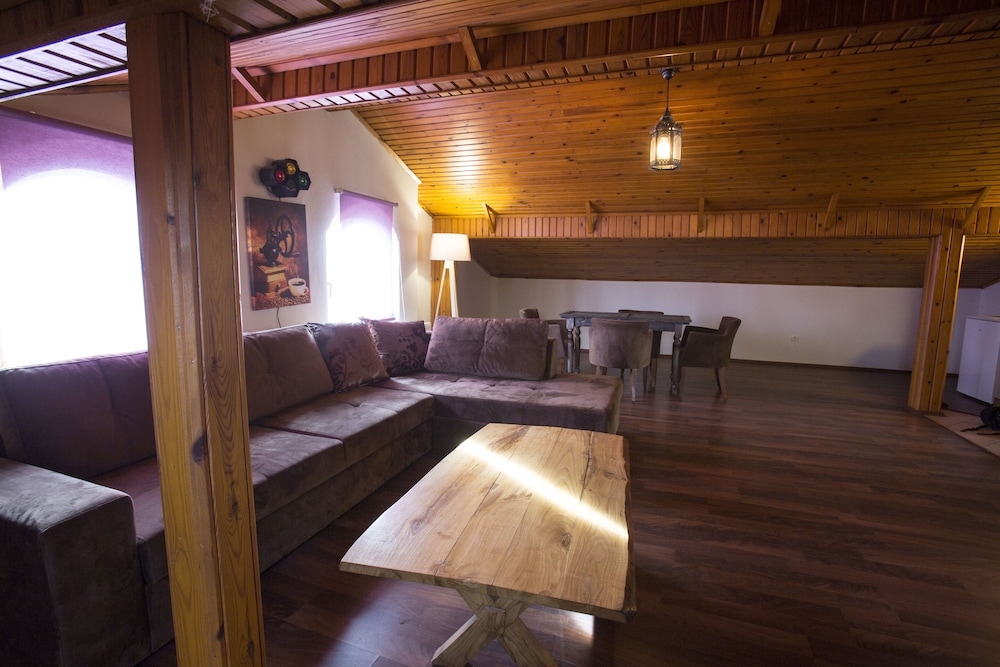 Artura Süit - Image 13