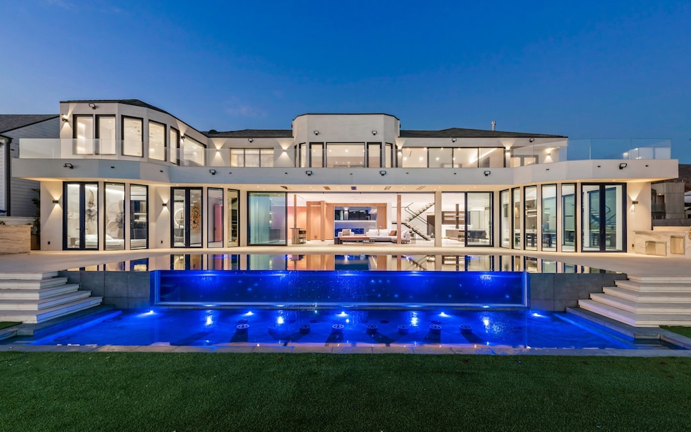 Ultimate Malibu Villa - Property Image 20