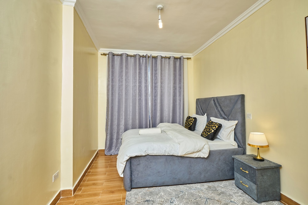 Luxore Apartments