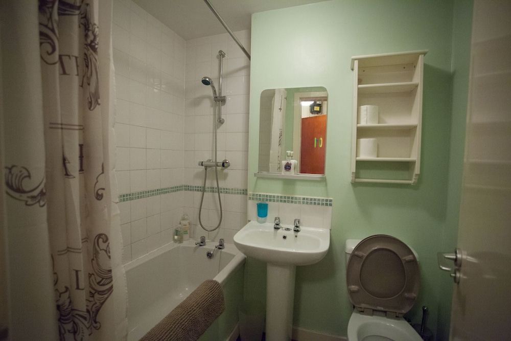 Glasgow Scotstoun Apartments