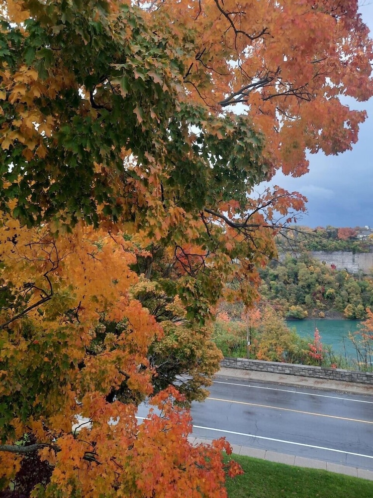Niagara Grandview Boutique hotel