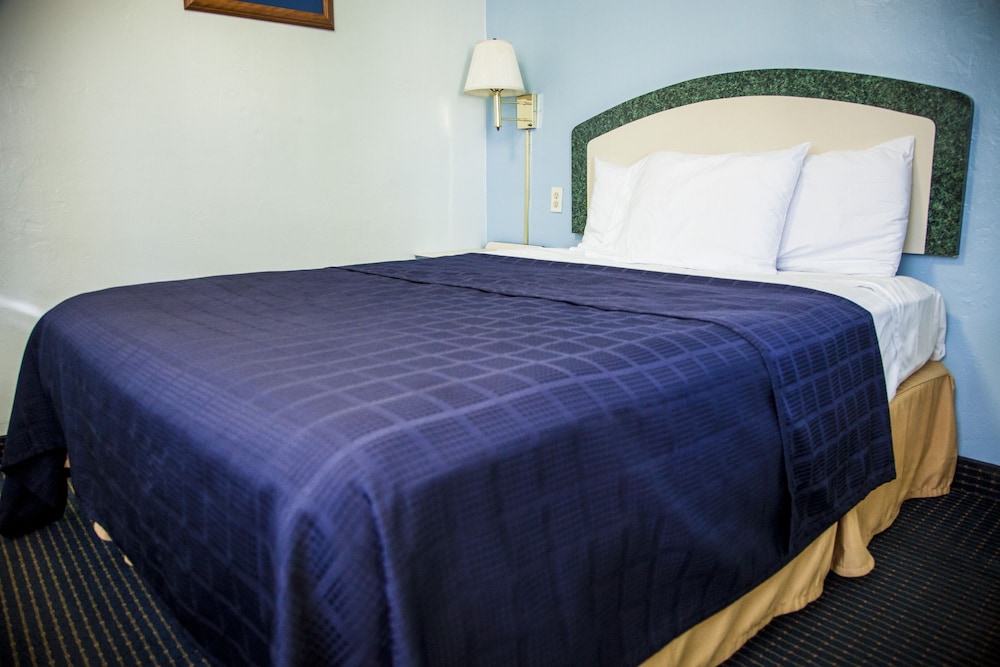 Economy Inn West Palm Beach view 4
