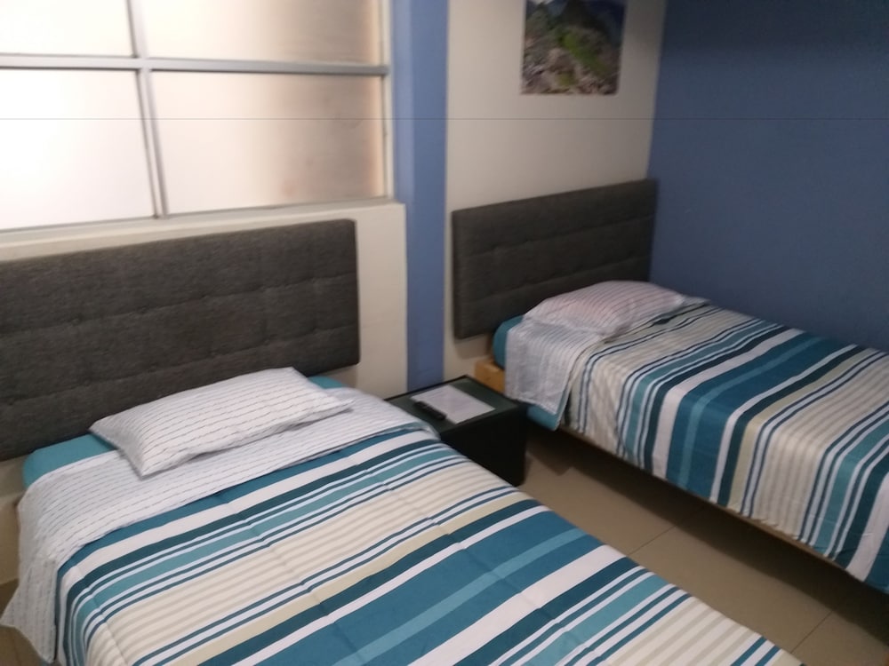 Amaris Hotel - Hostel