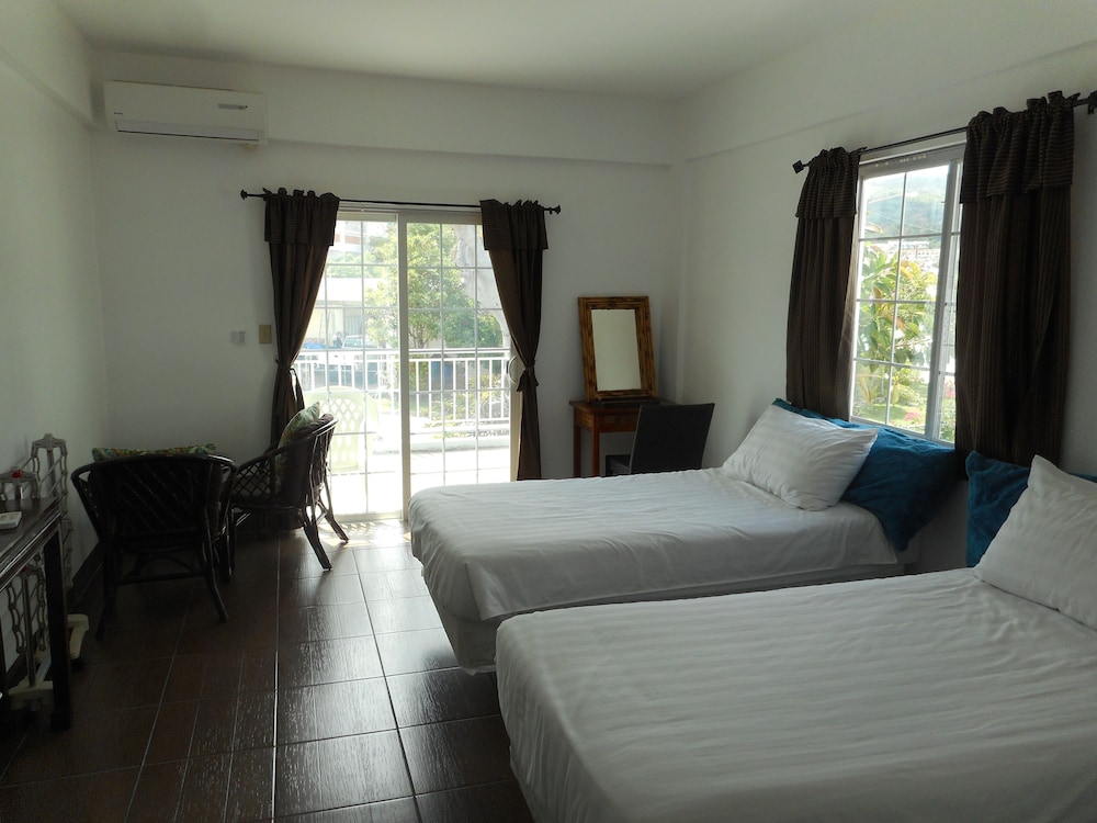 Avenue Guesthouse view 3