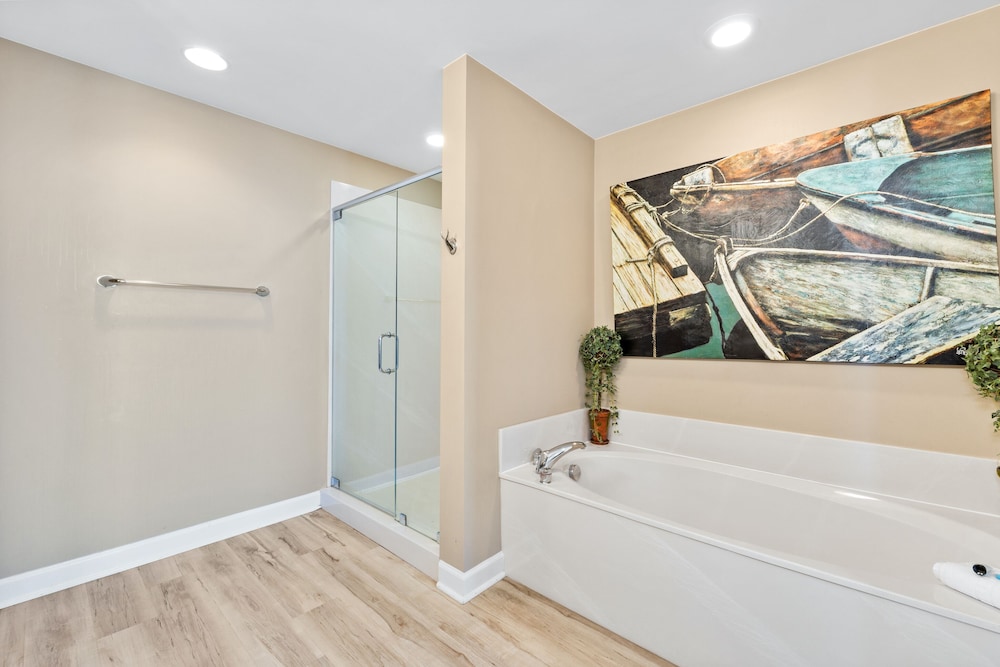 Splash Beach Resort by Panhandle Getaways