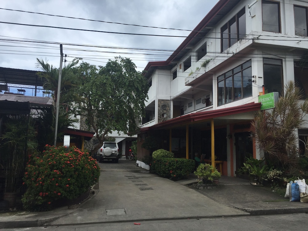 Antonio's Pension House