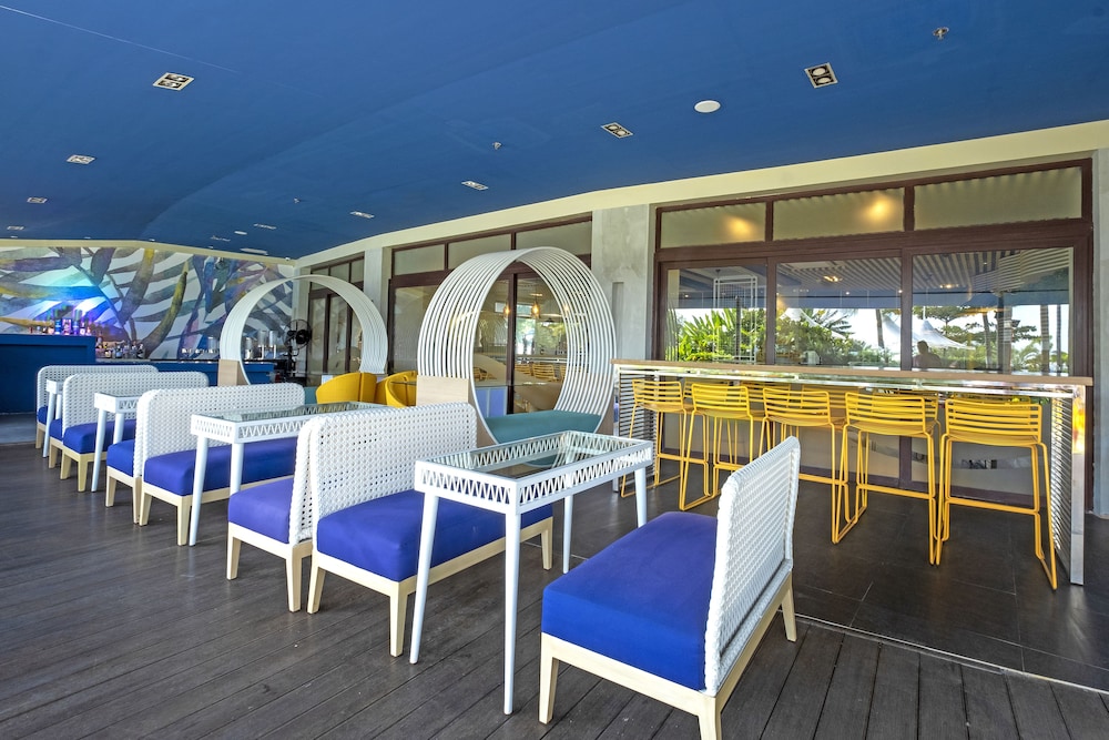 Solea Seaview Resort