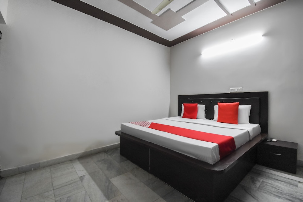 OYO 48899 Hotel V Seven - Property Image 12