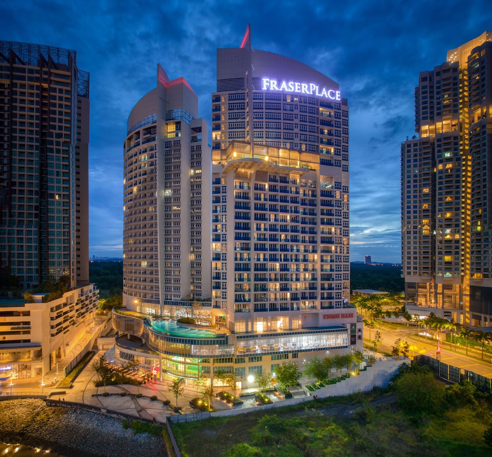 Hotel Fraser Place Puteri Harbour - Image 1
