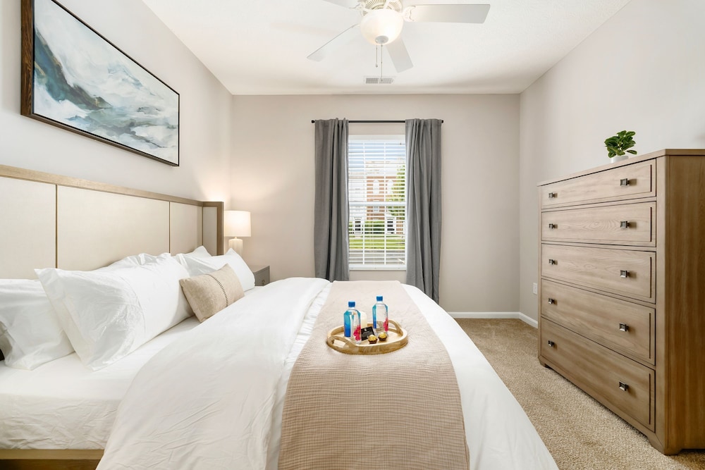 New Albany Hideaway Attached Garage 1st Floor