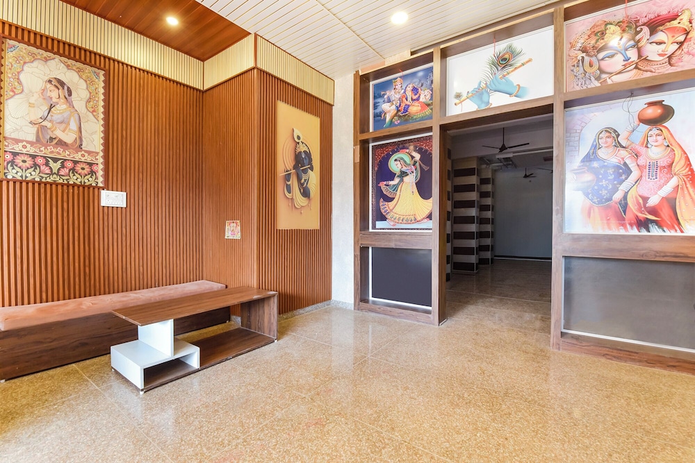 FabHotel Shree Radhey Shyam Palace