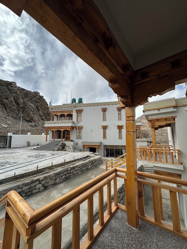 The Vintage Villas Resort - Ladakh