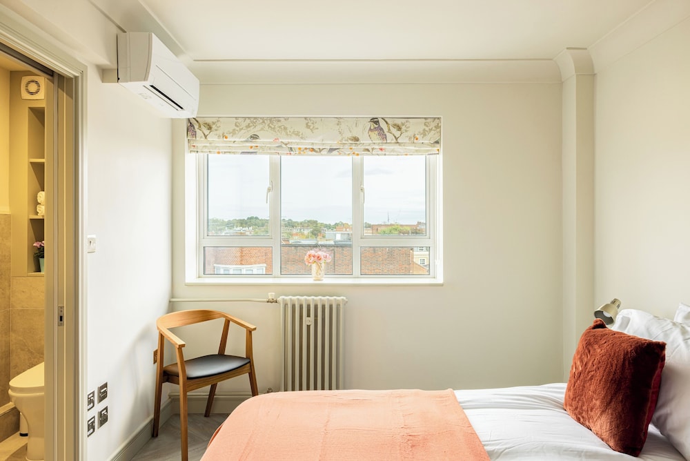 Lux Regents Park 2 bed 2 Bath Penthouse With AC