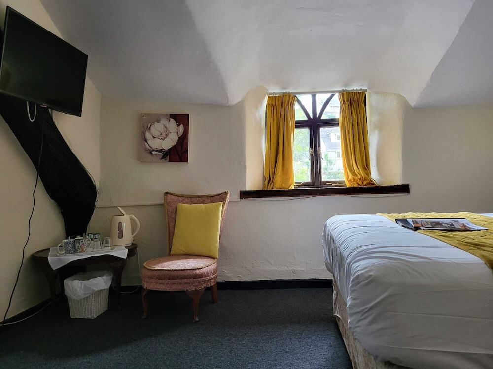 The Cridford Inn