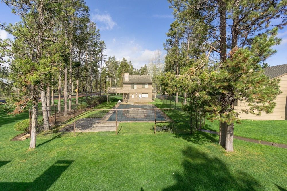 Fairway Village 8 3 Bedroom Condo