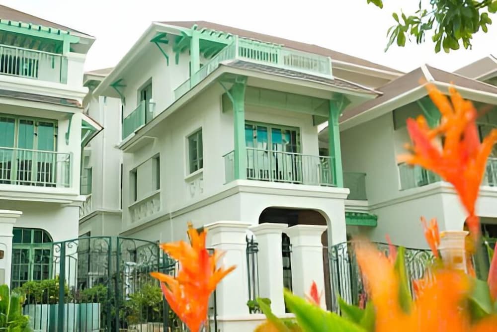 Hayha Villa - Tropical Garden Khem Beach