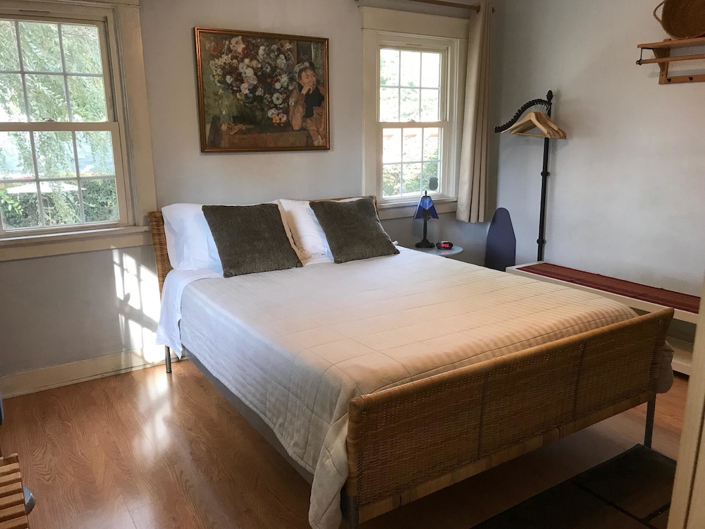 Sanborn Guest House