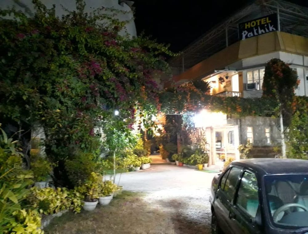 Hotel Pathik