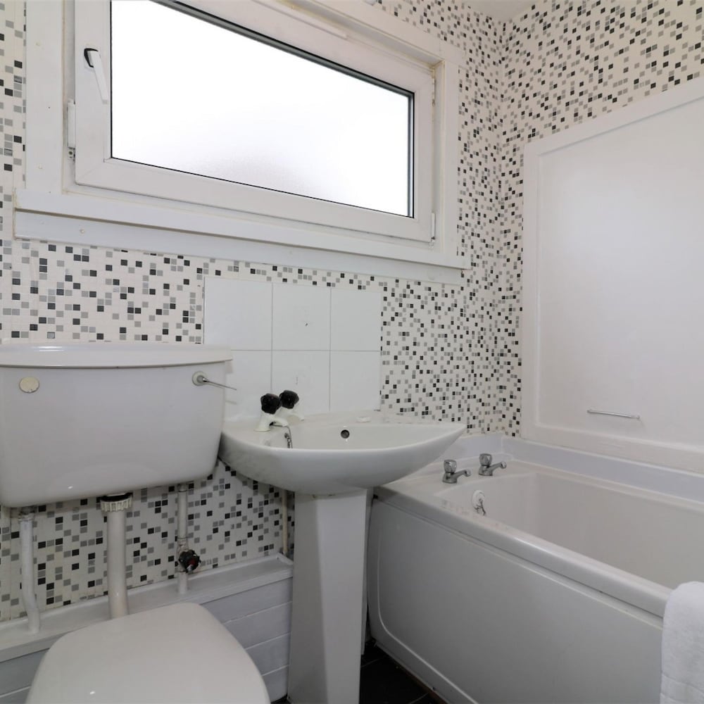 Troon House - East Kilbride view 4