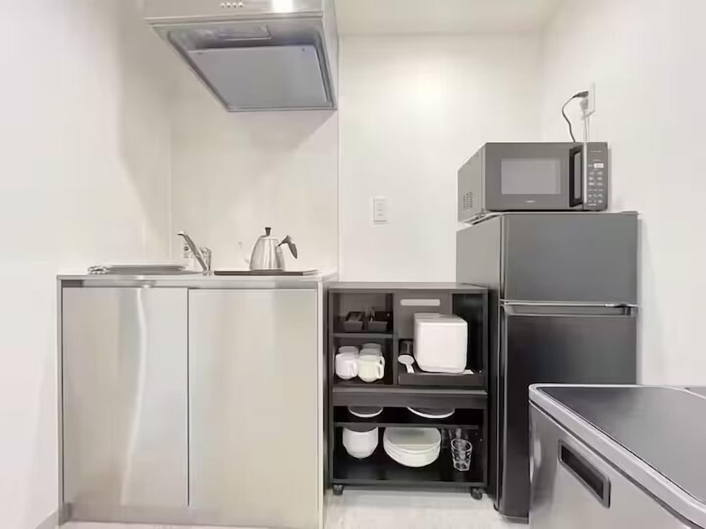 Kuromon Central Self Inn302