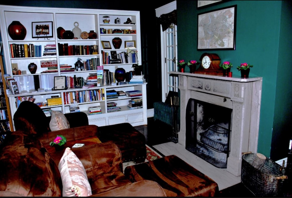 Vintage Gardens Bed & Breakfast