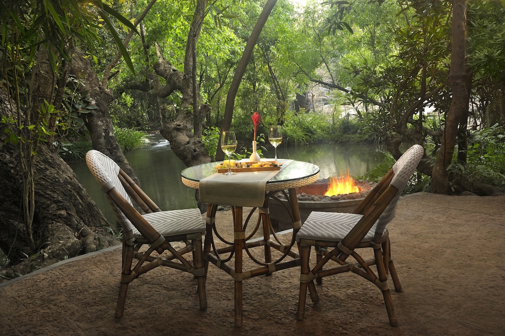 Amanvana Spa Resort - Coorg