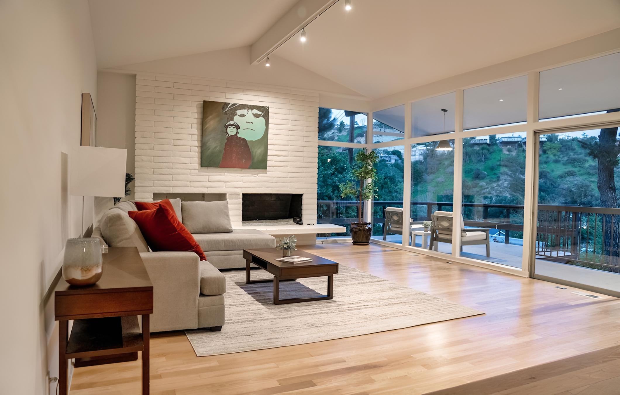 Betty Lane - Image 3