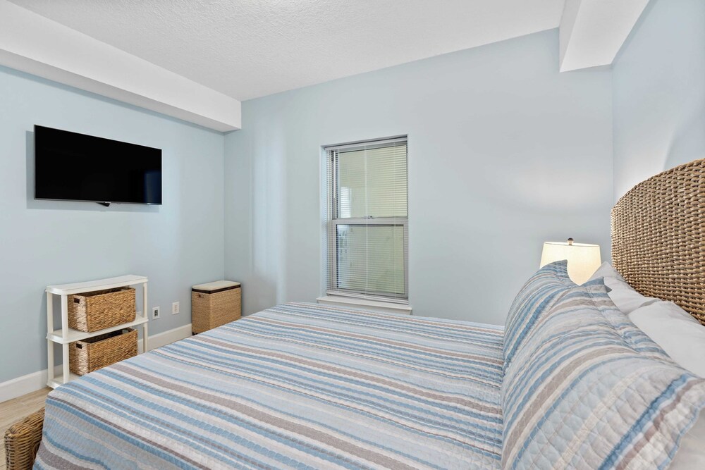 Beachfront Condo w/ Ocean Views + Pool Access Emerald Isle 808 by Avantstay