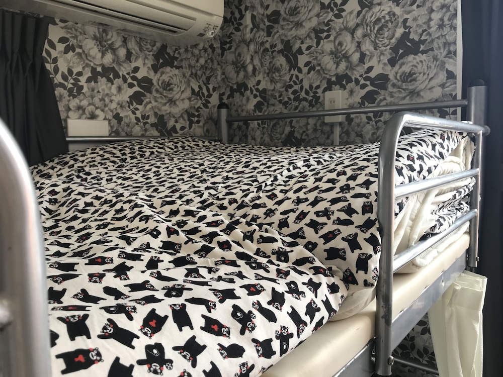 Guest house TIGA - Hostel