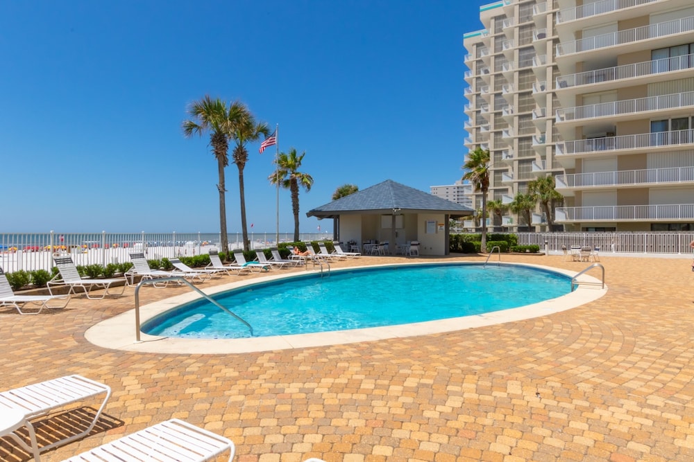 Windward Pointe 1502