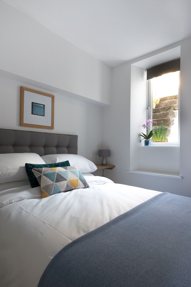 Tregenna Apartments view 4