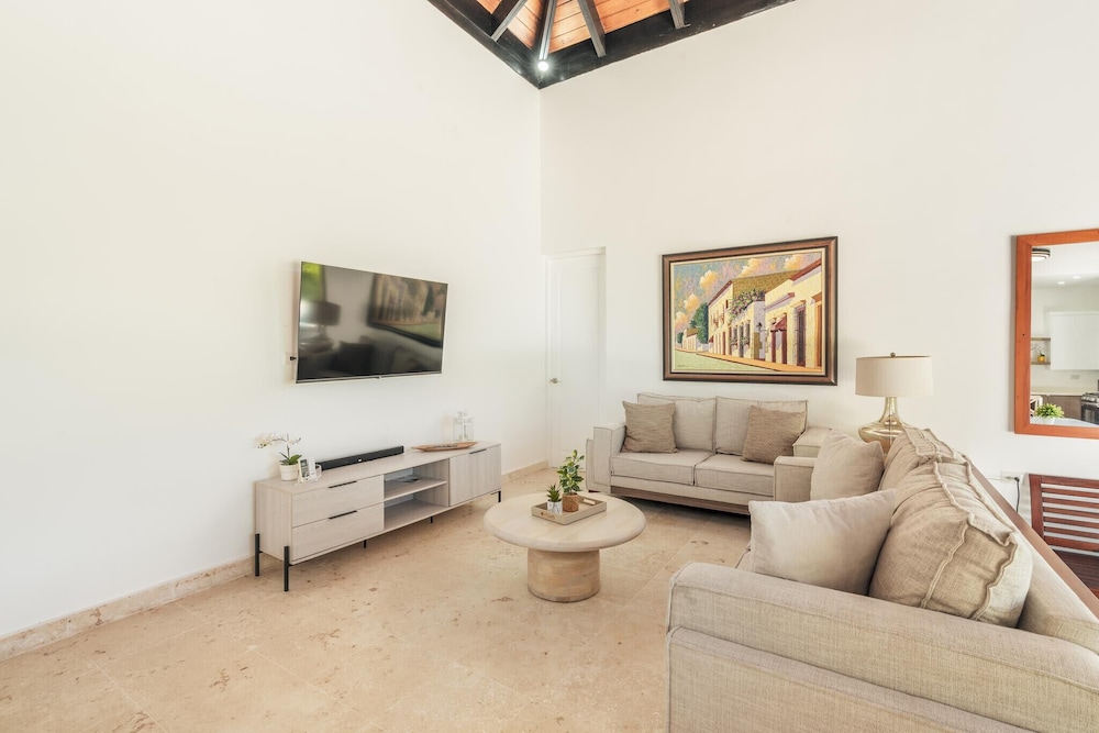 Amazing Villa With Private Patio bbq in Cap Cana