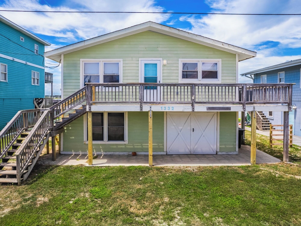 Seahorse Sound by Topsail Realty