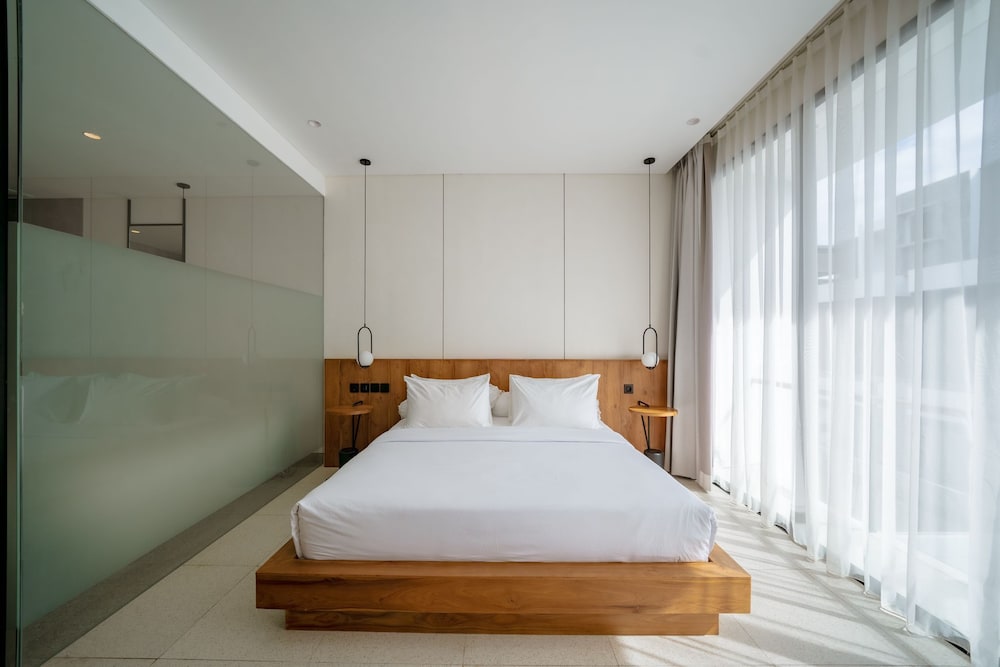 RHYS Villa Pererenan