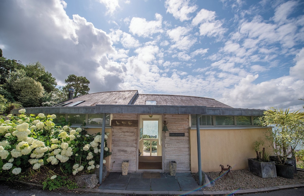 Curlew House