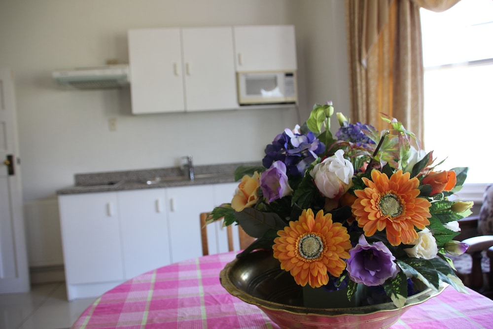 Parnell City Lodge