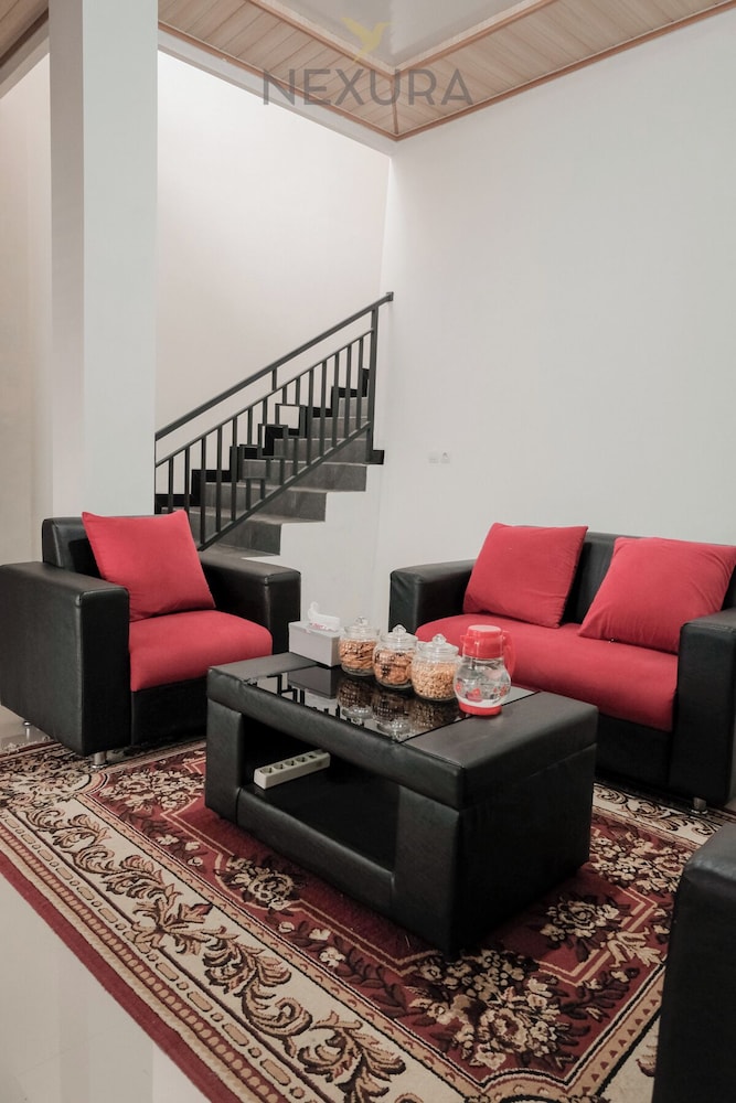 Tentrem Syariah Nexura Collection