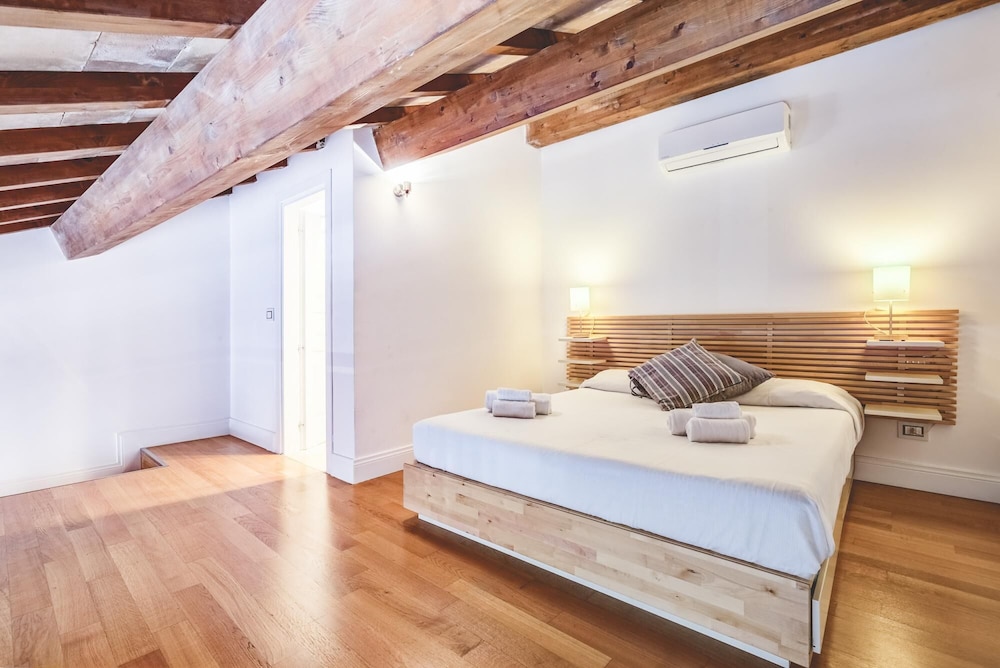 Gonfalone Residence Carlotta