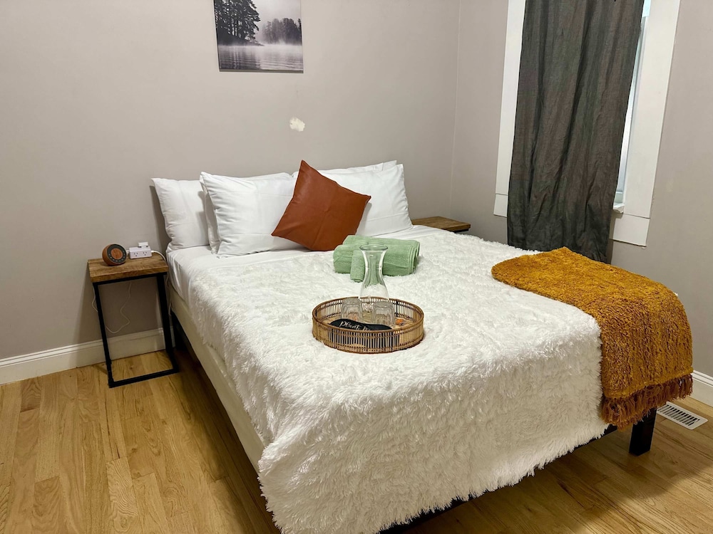 Short North Prime Location Free Parking