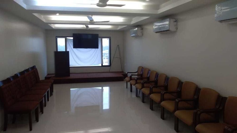 meeting & event spaces