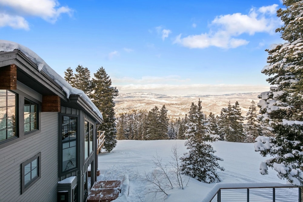 Stag Lodge at Deer Valley Resort - Three Bedroom Residence with Loft and Spa #14 3 Condo