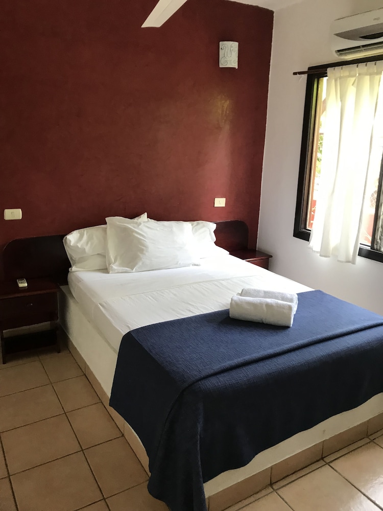 Apartamentos Massai