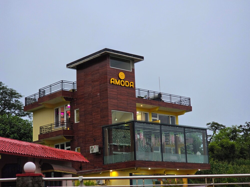 Amoda - Best Hotel in Dharamshala